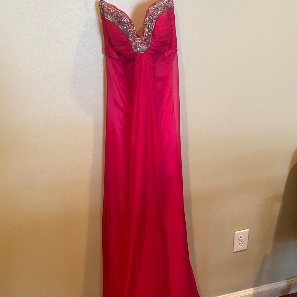 Size 0 pink strapless prom dress
